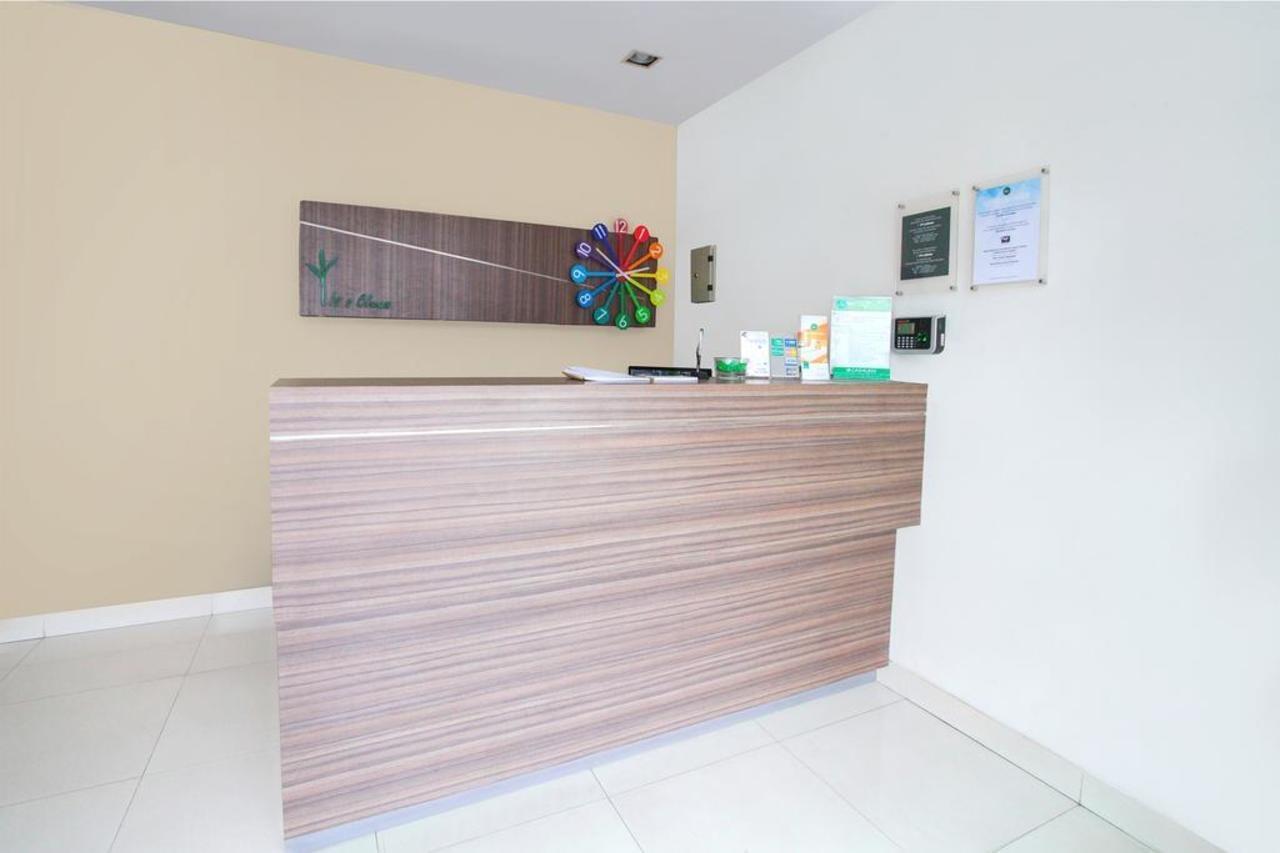 Legreen Suite Gatot Subroto Jakarta Eksteriør bilde